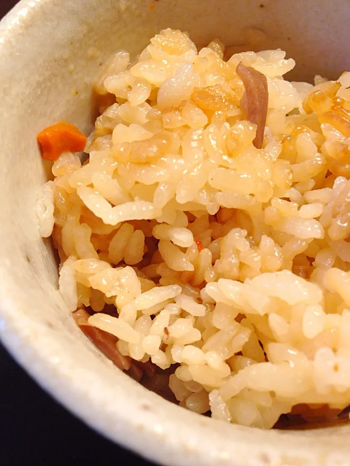 おこげ付きの炊き込みご飯♪|nikahika 初心者です(o^^o)さん