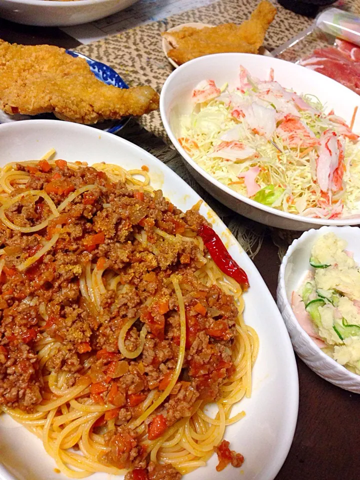 ミートソーススパゲッティ ポテトサラダ モスチキン|あゆさん