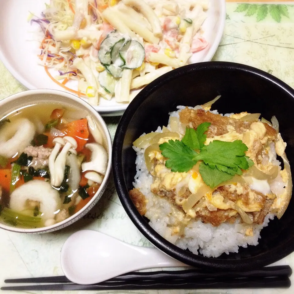 カツ丼・具だくさんけんちん汁・マカロニサラダ|美也子さん