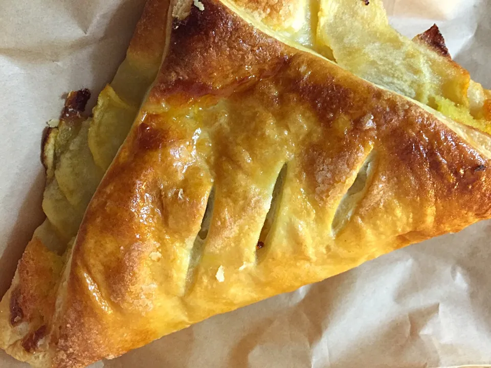 Apple and fig turnover|Yayoweさん