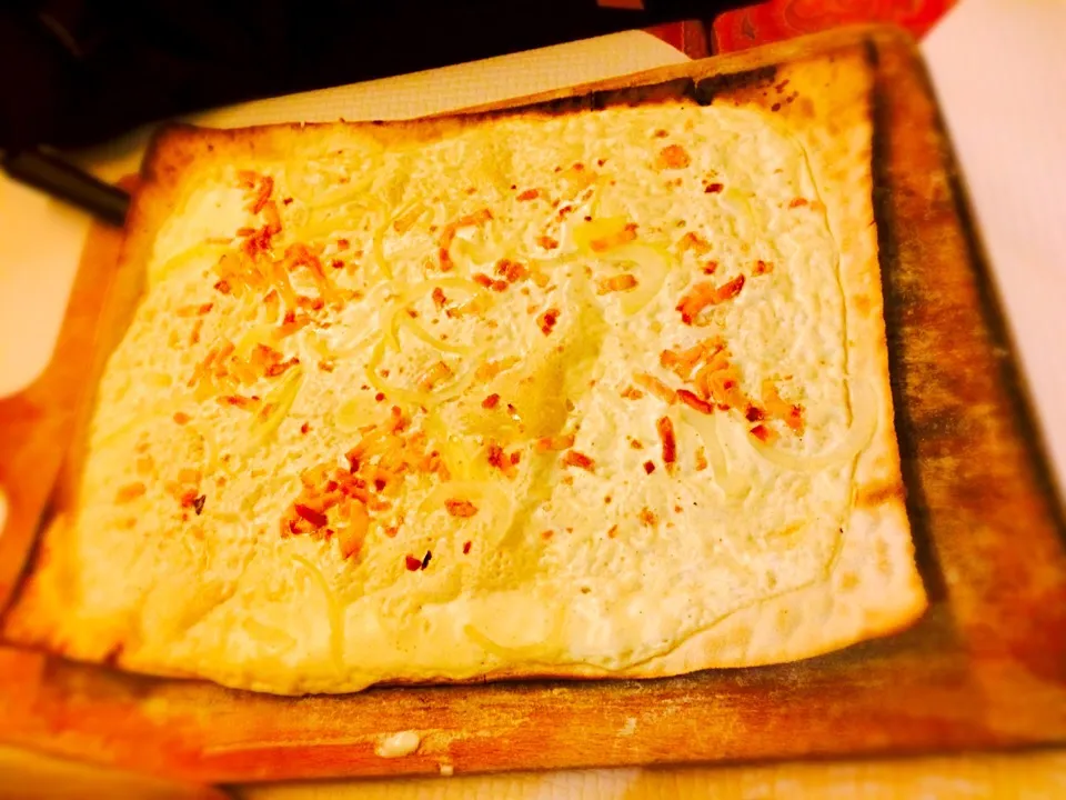 Snapdishの料理写真:Alsace Cuisiné Tarte Flambée|T.T.S✌さん