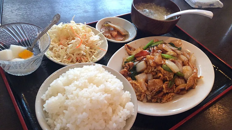 【日替定食】豚肉と玉子・玉葱炒めを頂きました。|momongatomoさん