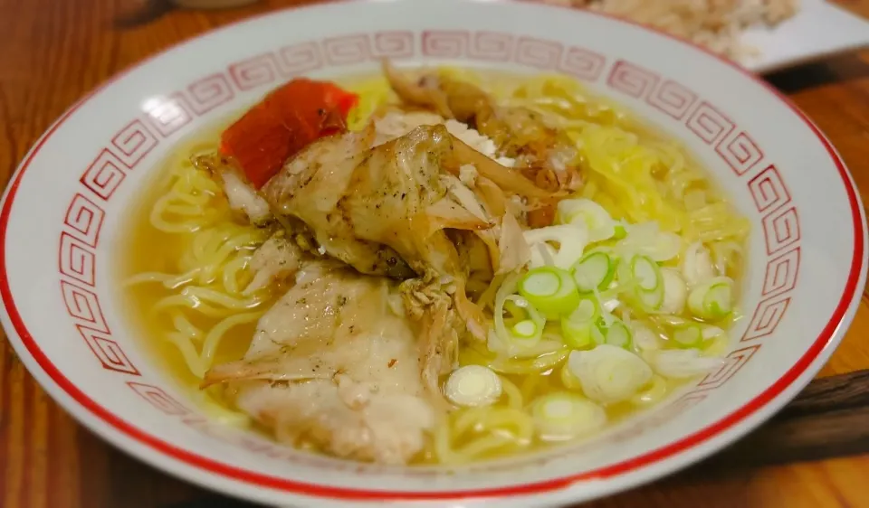 シンプル塩ラーメン #Christmasローストチキンのせ|toshimitsu.okadaさん