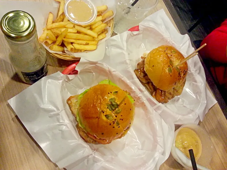 #burger #western #fastfood #dinner #smashingnice|Hoh Chingさん