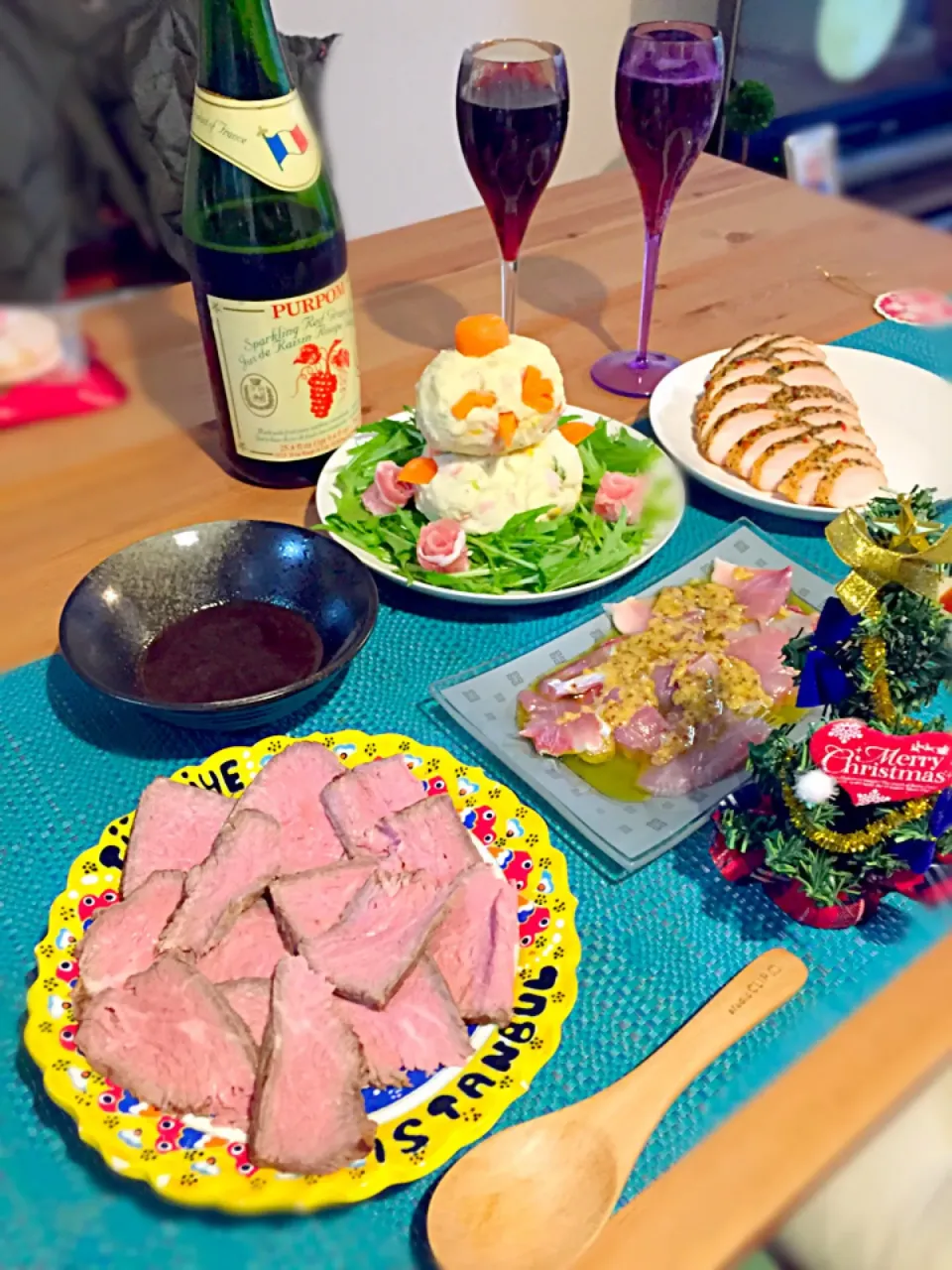 クリスマスパーティ☆の炊飯器ローストビーフと雪だるまポテサラ|☆あいあい☆さん