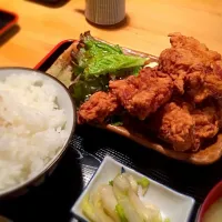 Snapdishの料理写真:ザンギ定食|hirohさん