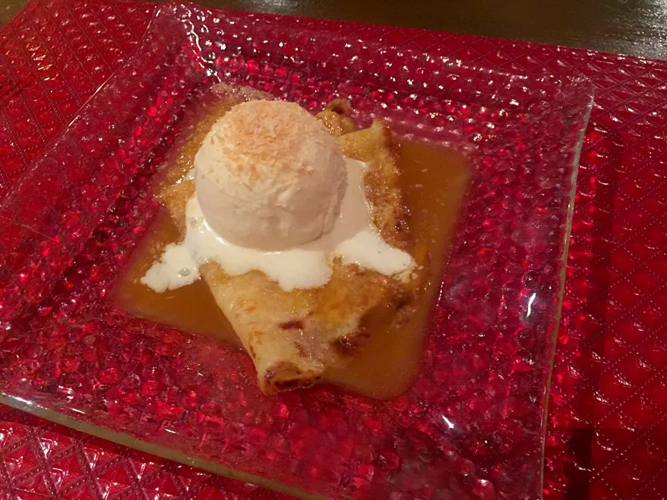 Snapdishの料理写真:Coconut crepe suzette|Obeoom Jumsai Na Ayudhyaさん