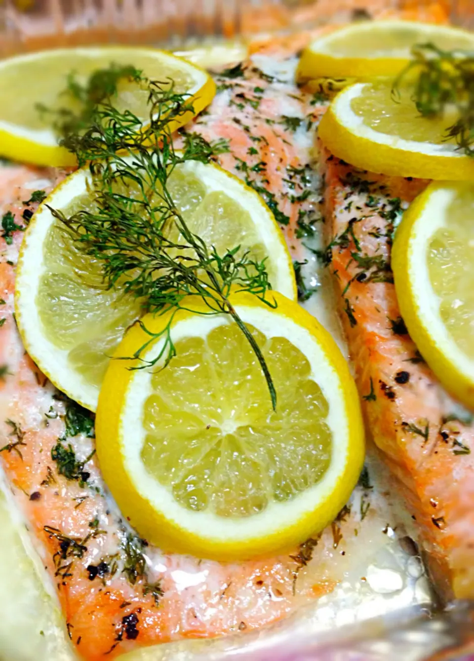 Christmas Feasting@Home. Baked salmon with lemon and dill|coxiella24さん