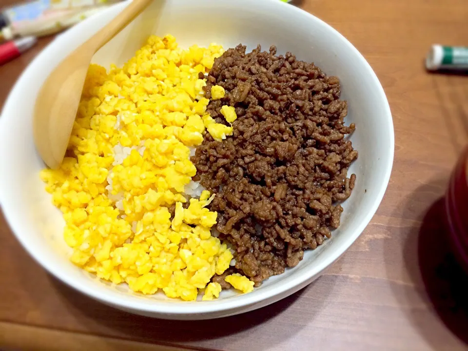 Snapdishの料理写真:そぼろ丼|竹花友貴さん