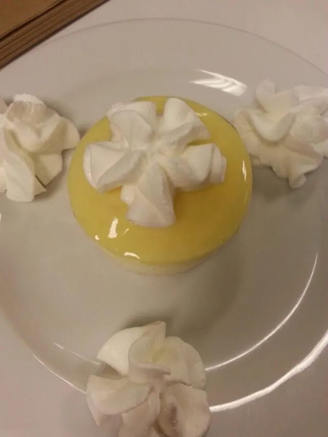 mini Key lime chz cake dessert from work|Polly Gelfusoさん