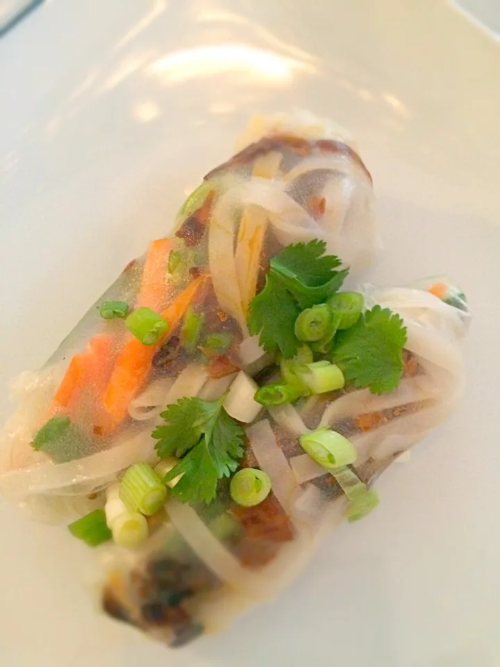 Snapdishの料理写真:Spicy pork spring roll|Ruby1228さん