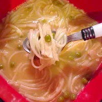 Snapdishの料理写真:Chicken noodle soup|Elise Templetさん