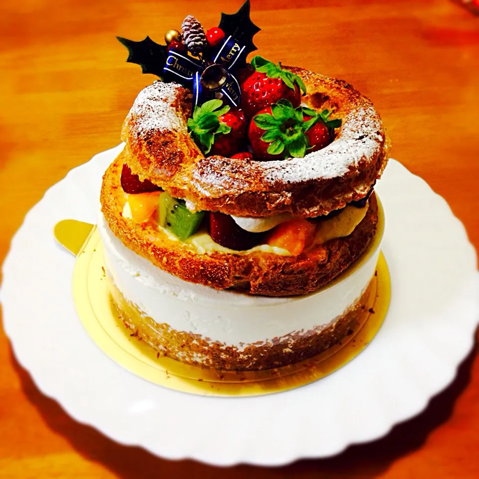 スターゲイトホテルのフルーツたっぷりXmasケーキ🎄🎂✨|きたろうさん