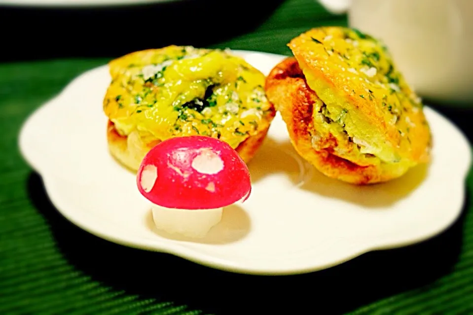 Mini quiche with mushroom shaped radish|Konさん