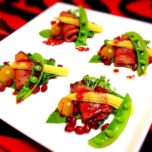 ローストビーフとザクロのサラダ グレナデンドレッシング ゆちゃころ Snapdish スナップディッシュ Id Aq4gla