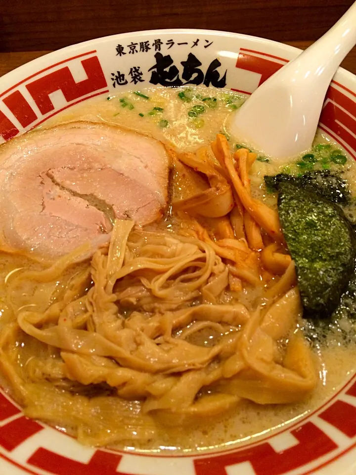 屯ちんラーメン 池袋西口店|Noriyuki Saitoさん