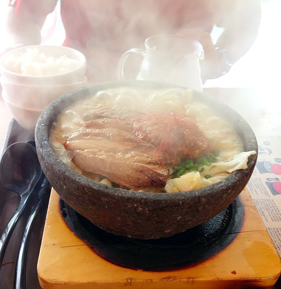 Snapdishの料理写真:Kazan Ramen@Tonkotsu Kazan, Liang Court|coxiella24さん