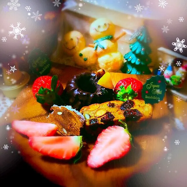 Snapdishの料理写真:手作りのXmas発酵菓子プレート♡ベラベッカ、シュトーレン、クグロフマロン♡|Mehco Coconutvanillaさん