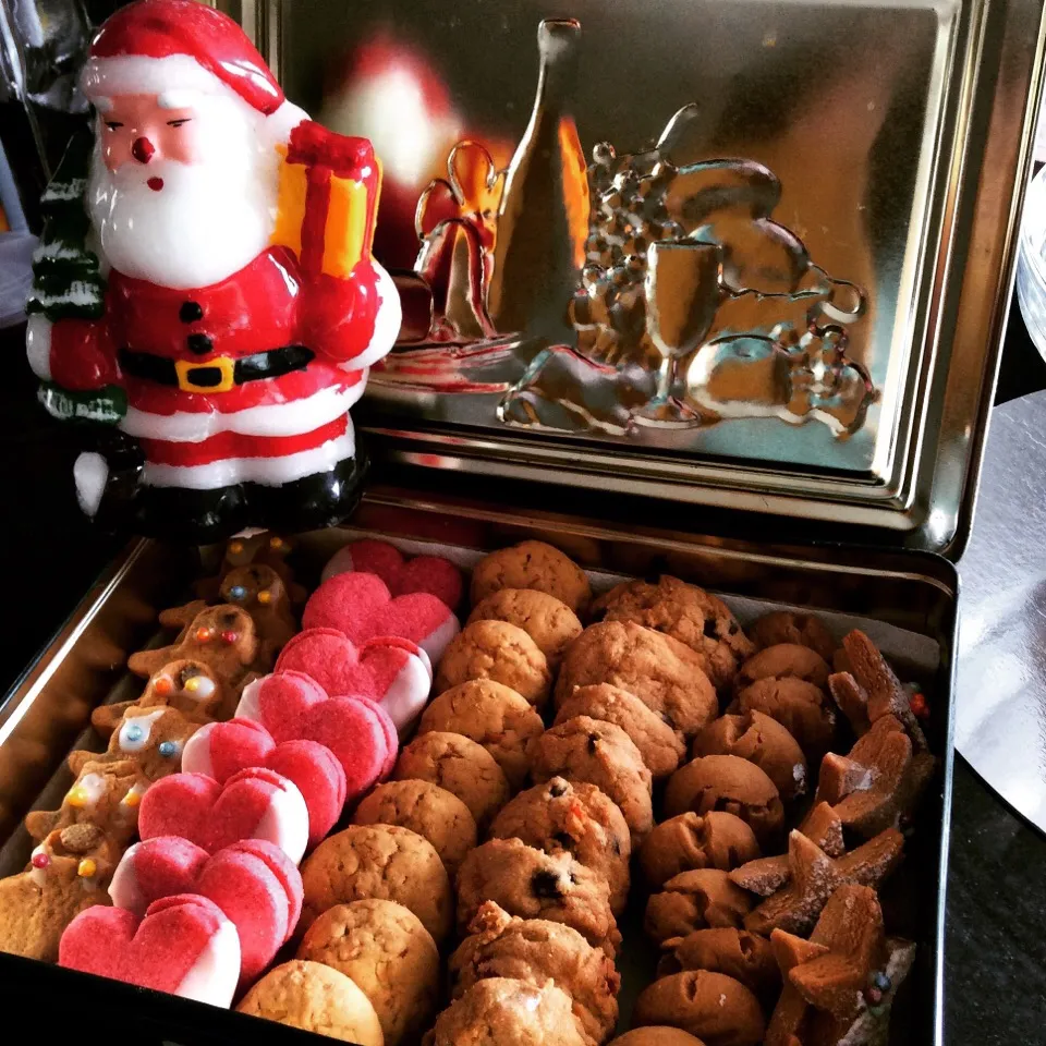 Various Christmas cookies|Nicky Jonesさん