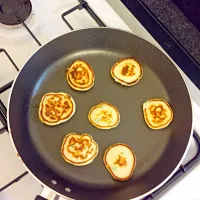 Snapdishの料理写真:Homemade Blinis #Blinis #christmas #salmon|Biscuite Queenさん