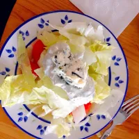 Salad with Bleu cheese and homemade salad dressing|BobbyHuertas70さん