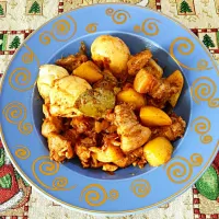 Snapdishの料理写真:philippine food pork and chicken adobo with potatoes and egg|kath.ozakiさん