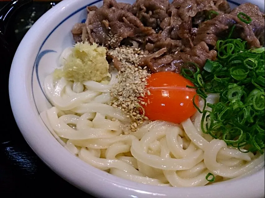 黒毛和牛肉釜玉うどん|AKさん