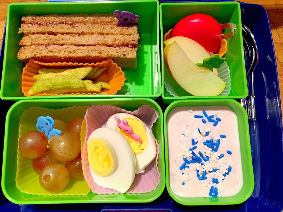 American Bento with lunch and snacks|Cheryl Melnickさん