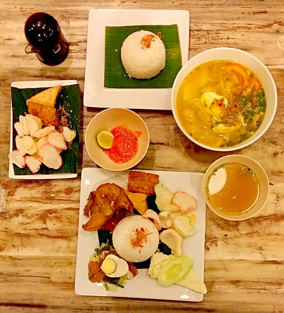 Craving for indonesian foods Satisfied! #waroengiga|Vicky Angdiさん