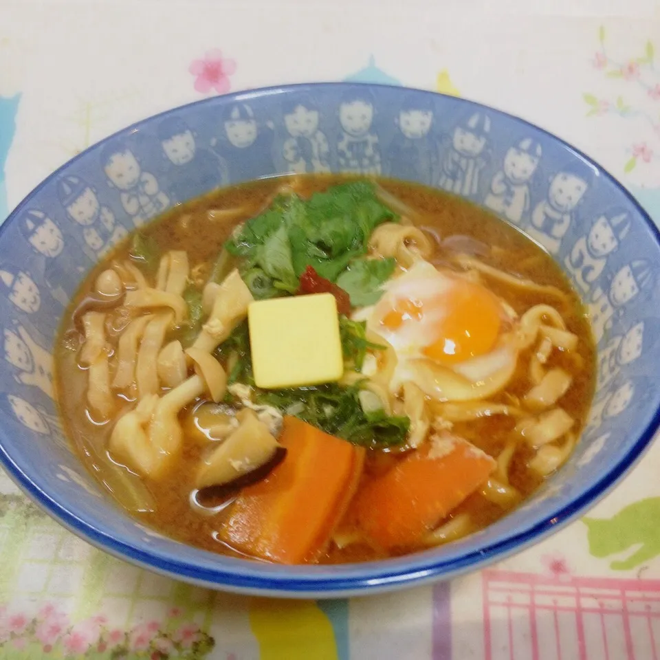 味噌煮込みうどんにバターと豆板醤トッピング|美也子さん