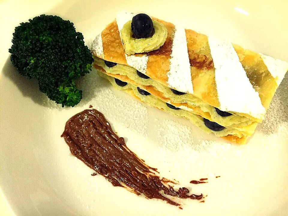 Snapdishの料理写真:Mille feuille|Amber Choさん