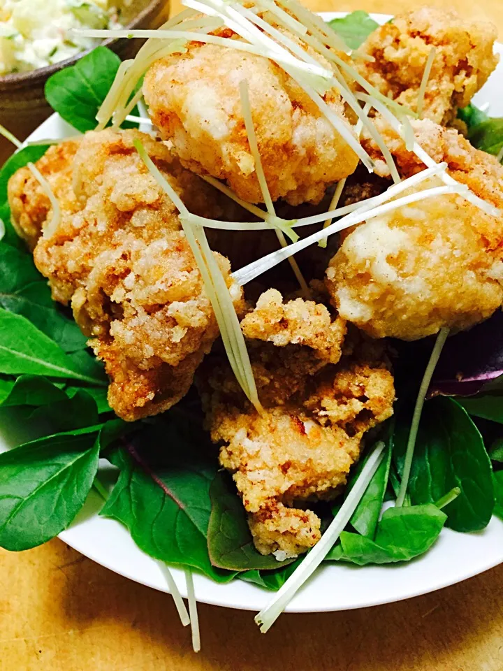 かおりんさんの料理 おからパウダーで超ふわふわジューシーな鳥ももの唐揚げ🐓        かおりんちゃん💕(肉)モミモミしたよ⤴︎⤴︎⤴︎😍|ボンバーさん