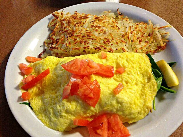 2014 Food Recap 🎭 ❤ 🎭  #Breakfast/Brunch at Dennys #Diner #Main dish #Eggs Spinach Veggie Cheese Omelette #Side dish 😆 Hashbrown Potatoes 😋 #Vegetable 🌟 🌟 🌟 🌟|Alisha GodsglamGirl Matthewsさん