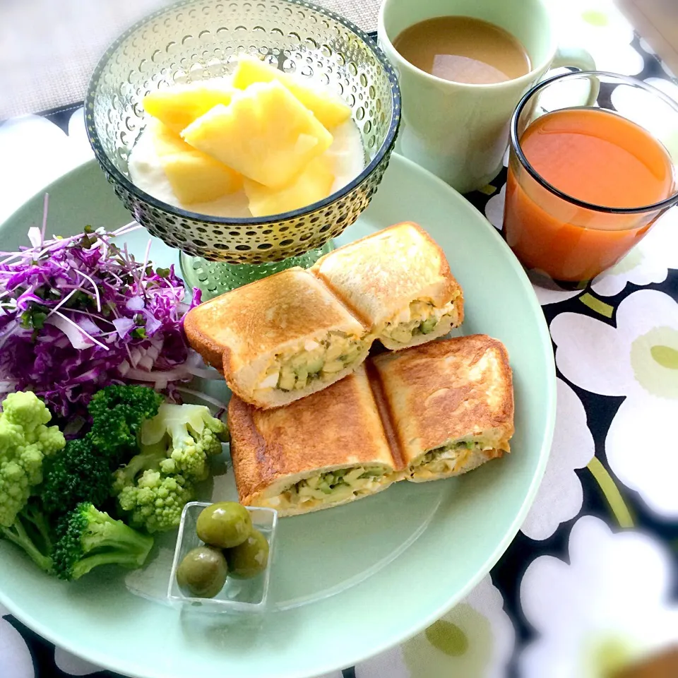 今日の朝ごはん|ぺんぎんさん