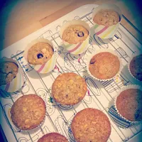 Snapdishの料理写真:Banana Oatmeal Chocolate Chip Muffin|Littleaber Hanaさん