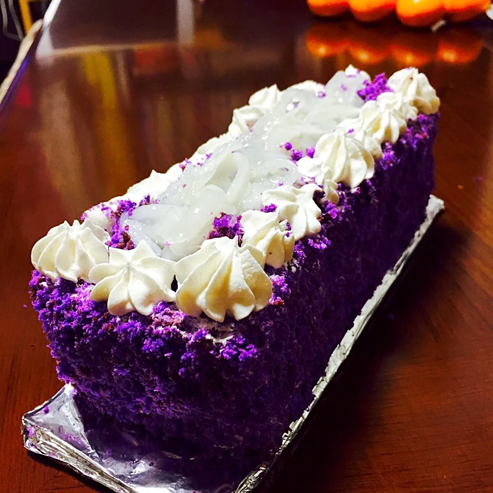 Home baked "Ube Macapuno Cake"|Laarni Nabongさん