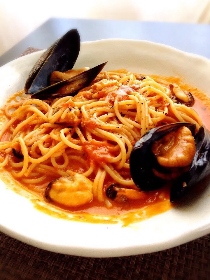 Mussels tomato mascarpone pasta|imi243さん