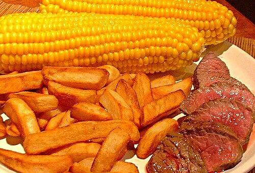 2014 Food Recap 🎭 ❤ 🎭 This Summer at Oakland Organic Farmer's Market 🍃 Ostrich #Steak #Game #Main dish Fresh Corn 🌽 #Vegetable French Fries #Side dish 😆 😆 😆|Alisha GodsglamGirl Matthewsさん