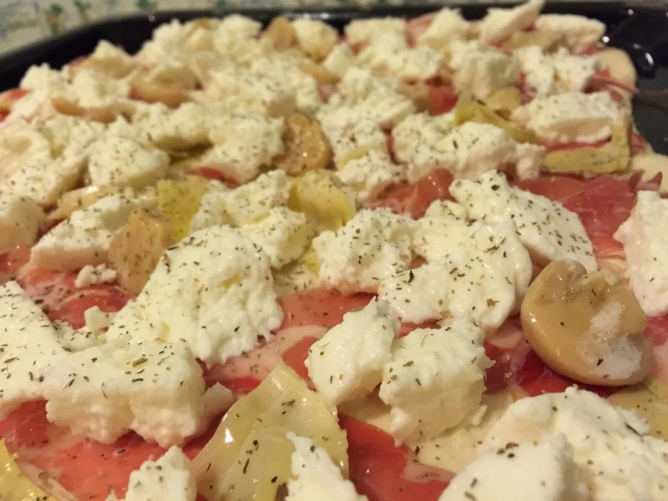 #Pizza coppa carciofi funghi origano. E niente pomodoro.|matteo pisanoさん