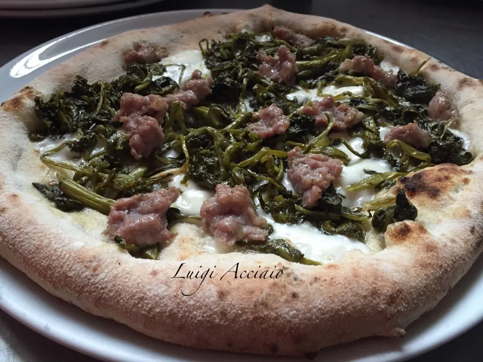 Pizza Gourmet|Luigi Acciaioさん