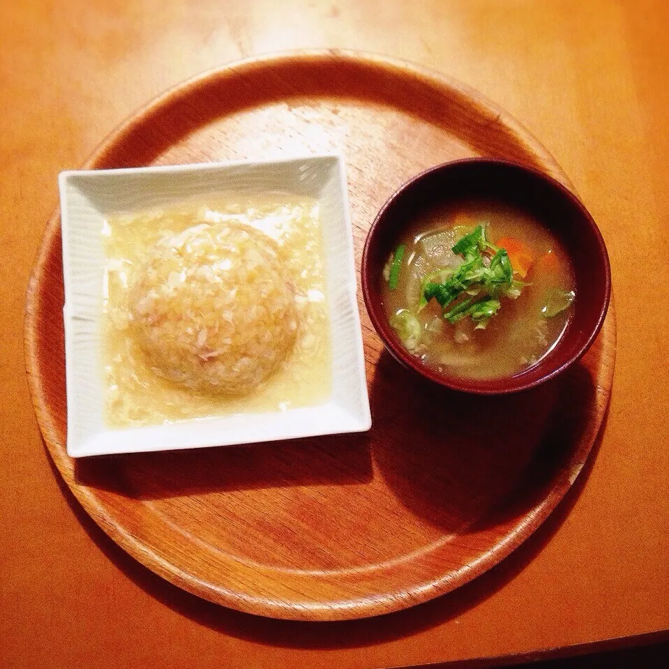 Snapdishの料理写真:あんかけチャーハン＆けんちん汁|まるぼうやさん