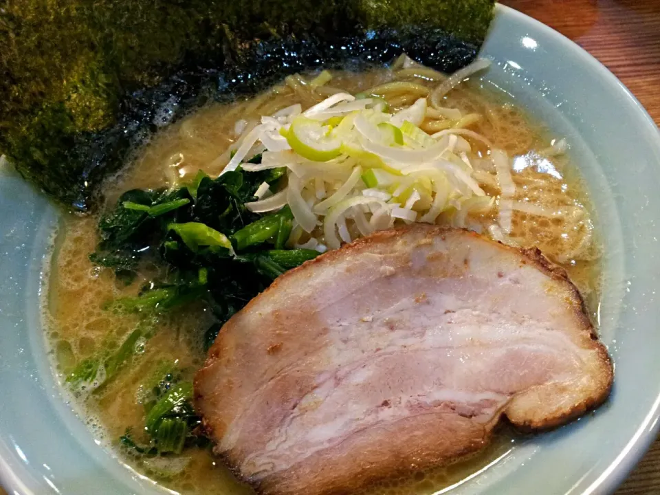 鶴一家のラーメン☆|けんさん