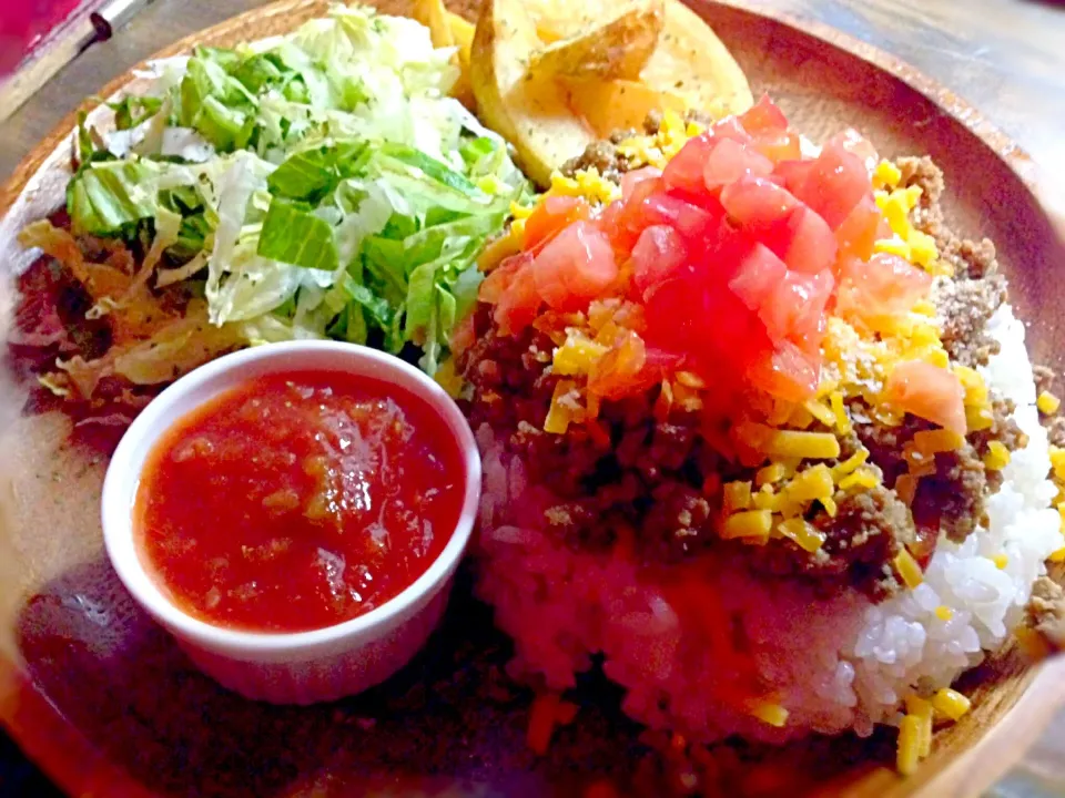 Taco Rice at Red kitchen & Cafe|Rodrigo Lealさん