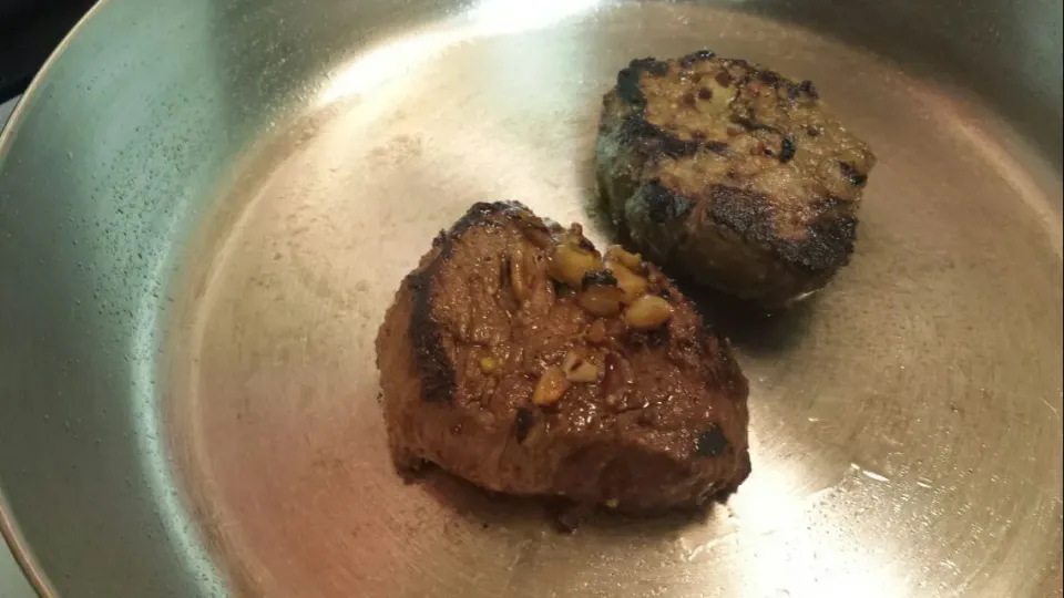 Marinated beef tenderloin   #steak #beef #beeftenderloin|Culinary Kissesさん