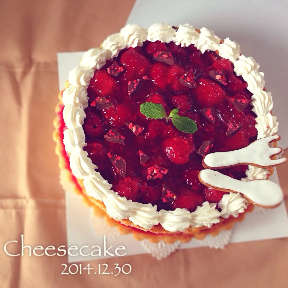 チーズケーキタルト。ベリーのせ🍓|YUKOさん