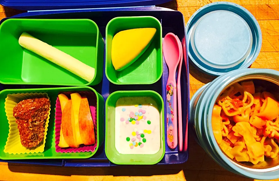 Snapdishの料理写真:"Mommy's Got the Flu" Lunch Bento and Snacks, Day 2|Cheryl Melnickさん