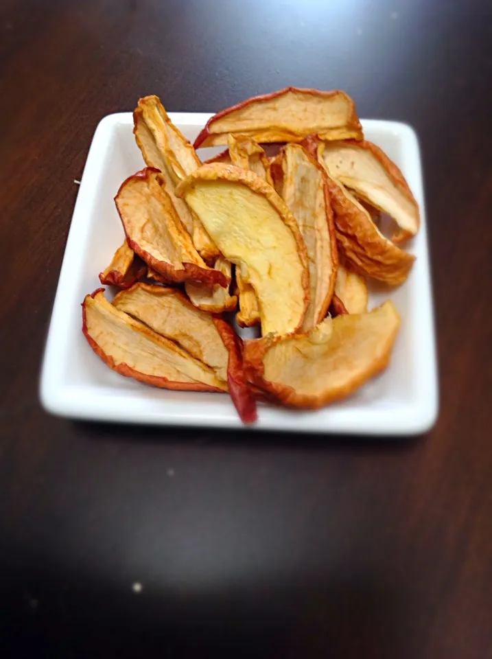 Organic dehydrated apples #jadasorganicdelights find me on etsy!|Jada Ciftciさん