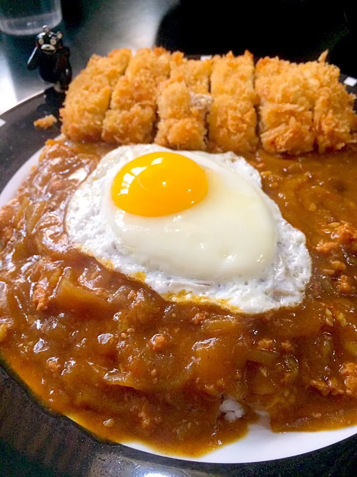 釜山、けんちゃんカレーの豚かつカレー|大阪カレー部長さん