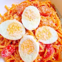 spaghetti with egg :)|Nina Kinessa Htutさん