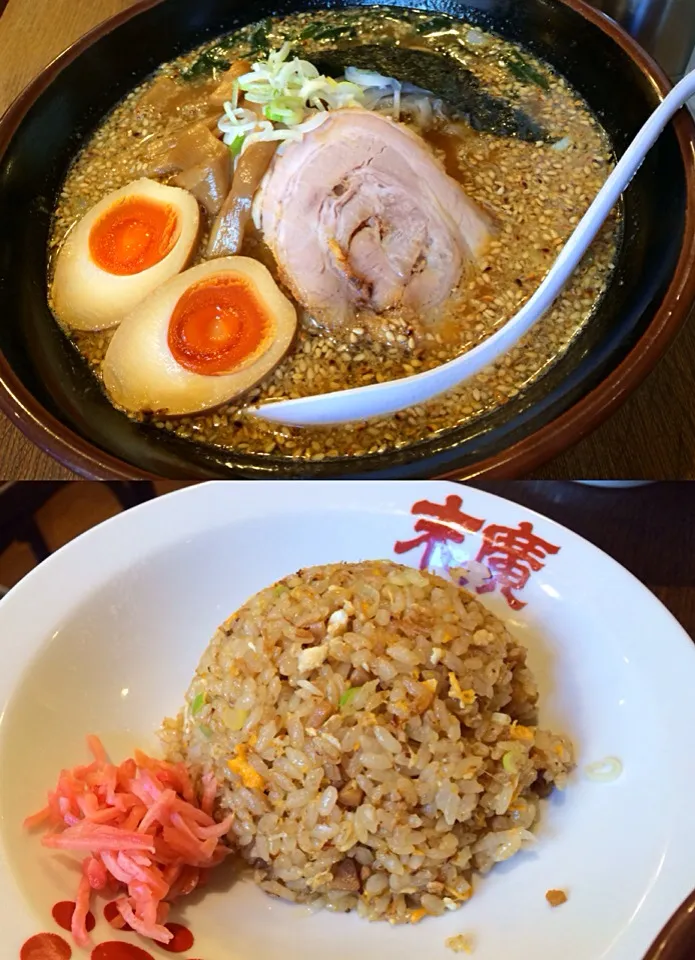 今年最後のラーメン半チャーハンセット|カガヤさん